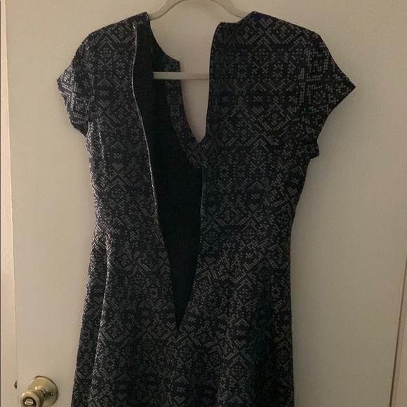 BNWOT Elegant Black and Gray Patterned Dress By Nanette Lepore - Picture 8 of 14